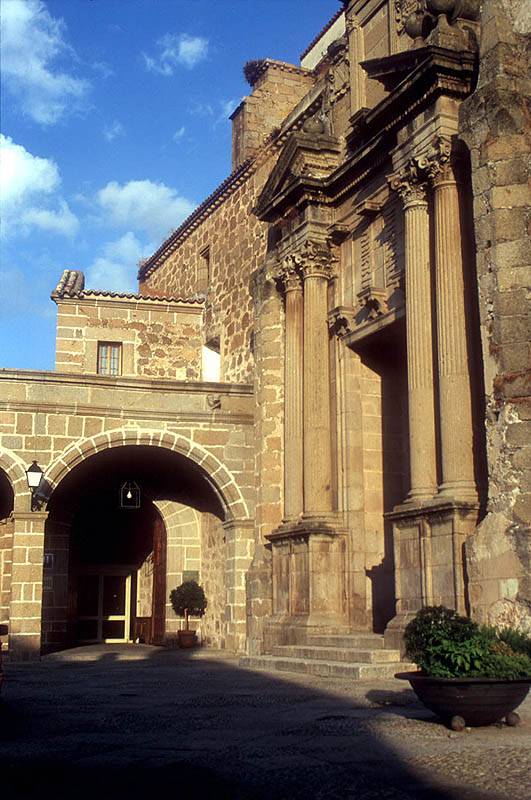 Plasencia: The Parador in this walled city is a 15th-17th C. convent