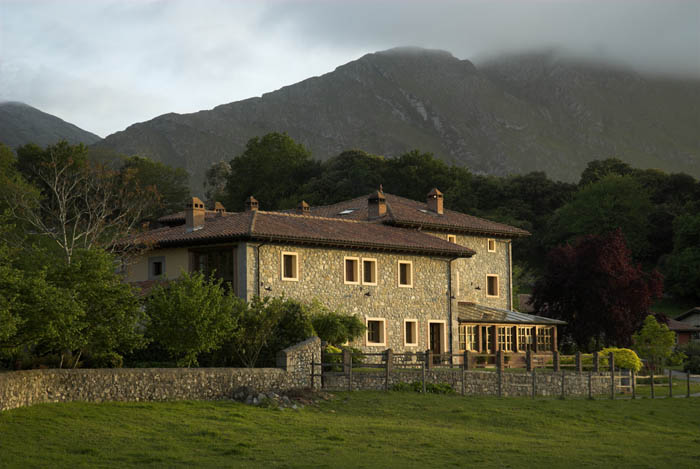 Arredondo, a rural hotel near Llanes, Asturias