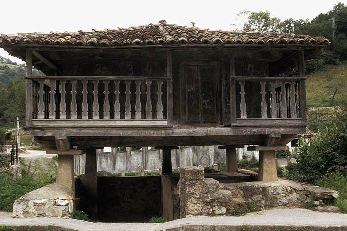 Asturian horreo or granary