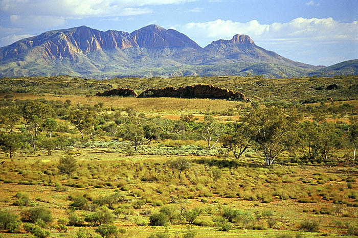 Mount Sonder, West MacDonnells - mid afternoon