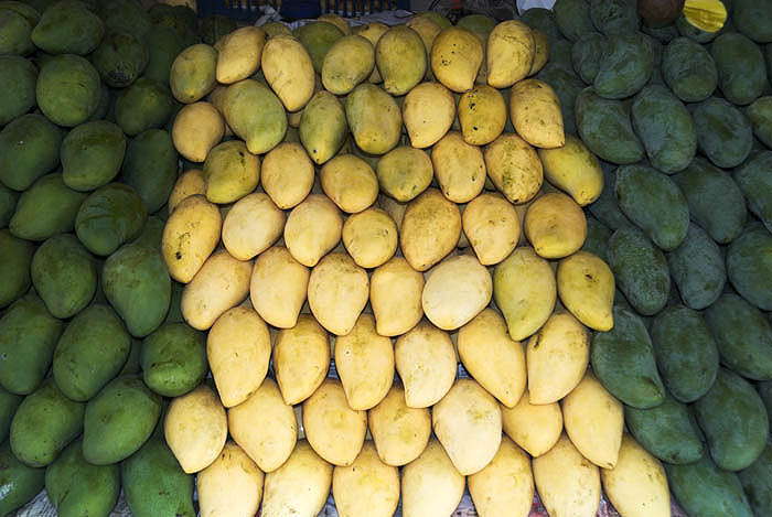 Mangoes for sale at Chow Kit Market