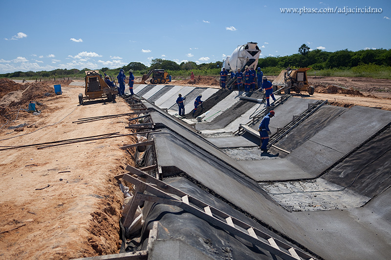 Concreto no Canal