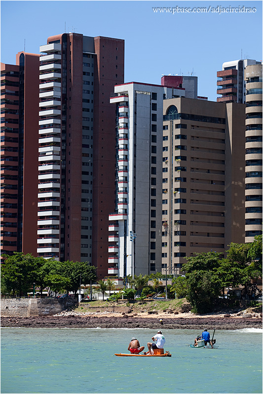 Vista dos Prdios e Jangadas