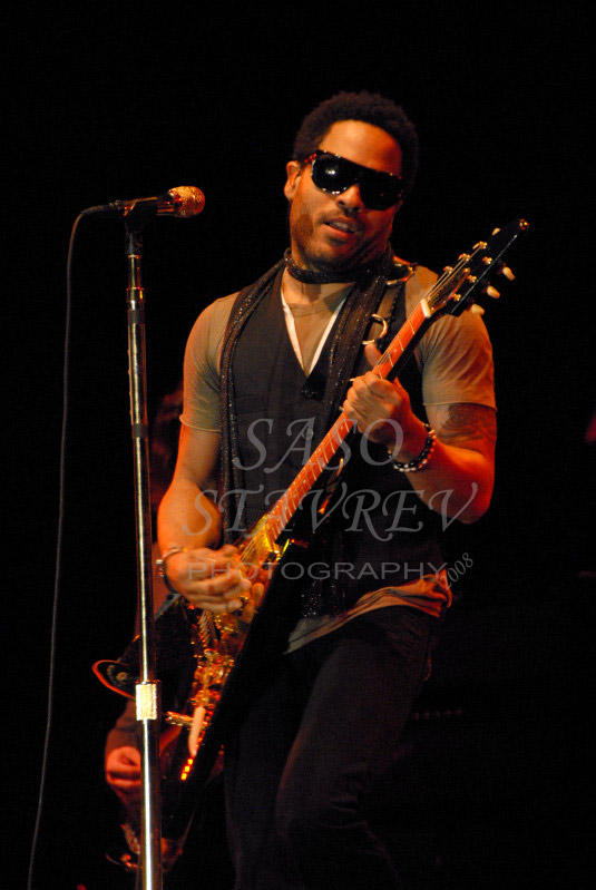 LENNY KRAVITZ 150.JPG