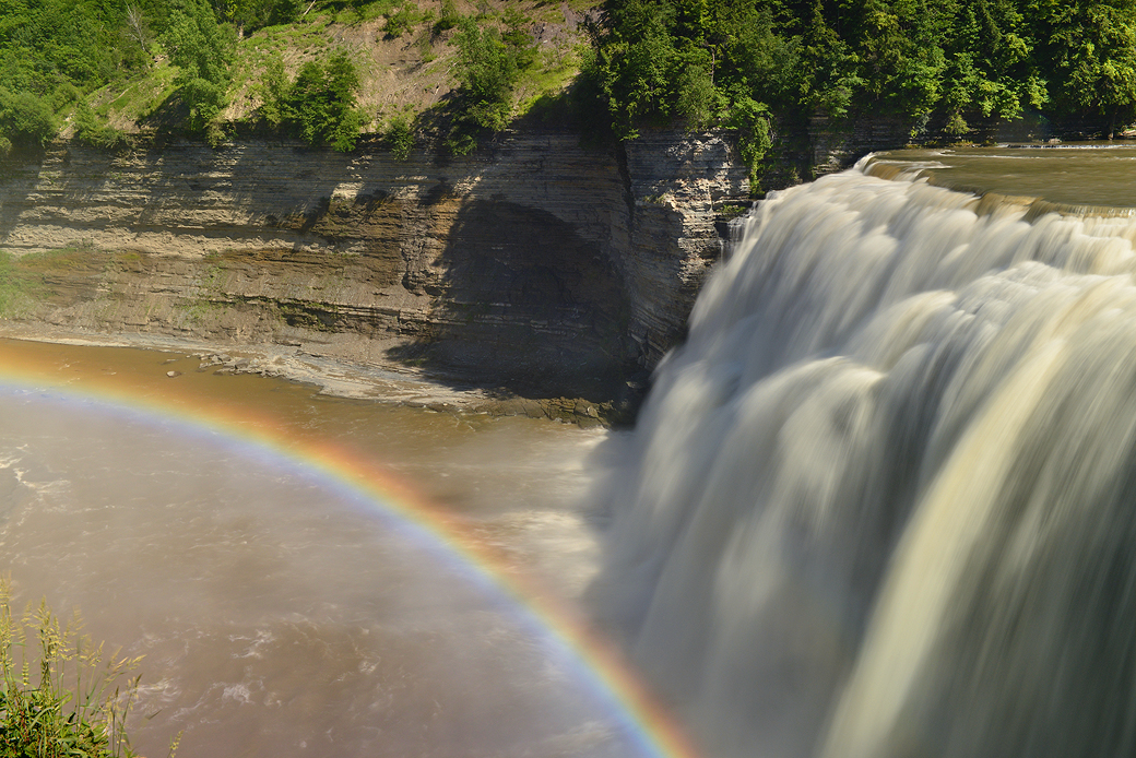 Letchworth State Park - Middle Falls Rainbow 1.jpg