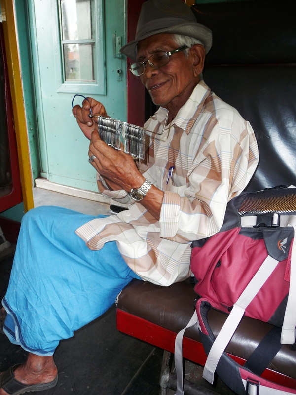 Seller of ear cleaners