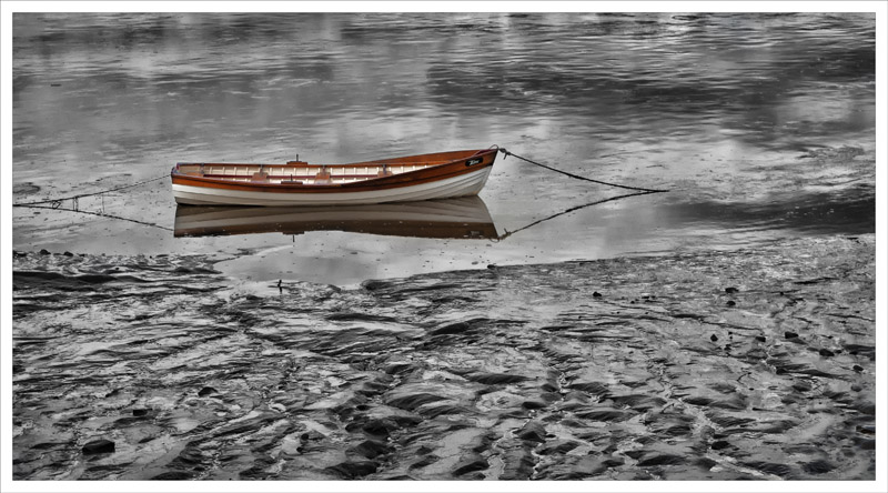 Boat at Newburgh_DSC7357.jpg