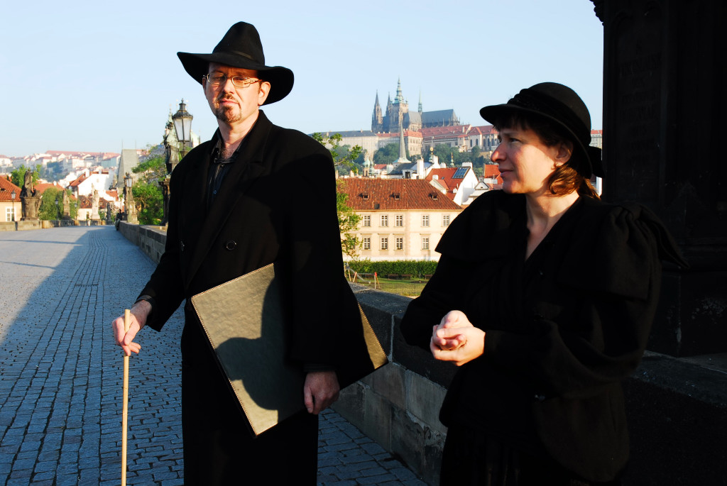 Prague ArtshipEnsemble-KarluvMost 070531 02 .JPG