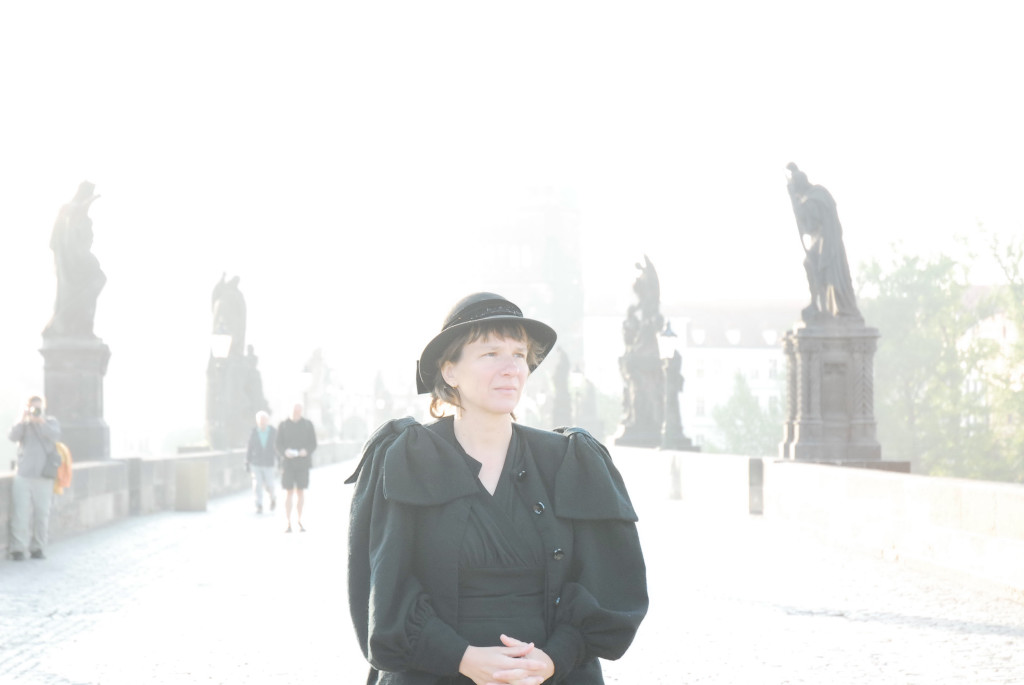 Prague ArtshipEnsemble-KarluvMost 070531 19 .JPG