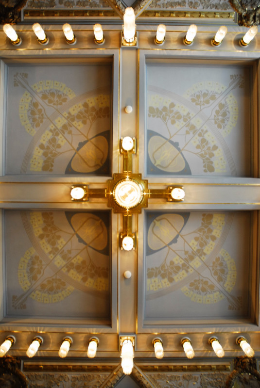 Prague ClockTower&MunicipalHouseMucha 070531 34 .JPG