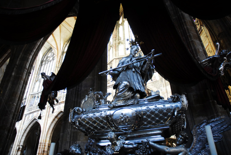 Prague StVitusCathedral 070528 43 .JPG