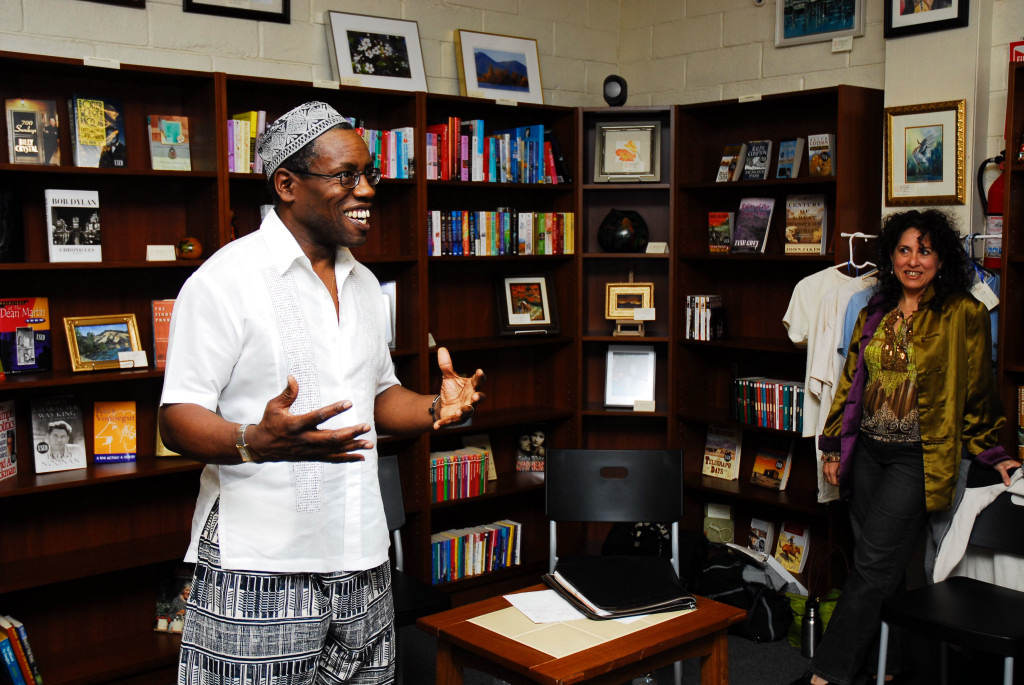 UpSurge@WiLDaboutBOOKS 070623 04.JPG