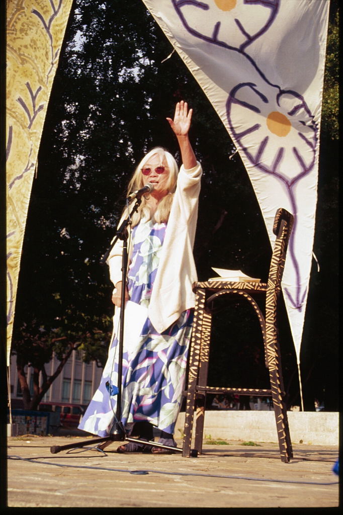Maxine Hong Kingston @Watershed Poetry Festival_ Berkeley 2001 010908.JPG