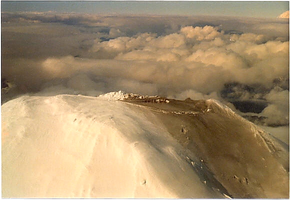 Mt. St. Helens May 14th 1980 first eruption four days prior to major eruption!