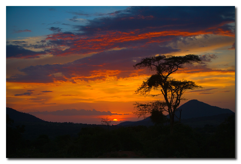 Puesta de sol en Etiopia  -  Sunset in Ethiopia