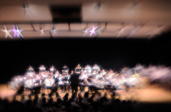 20110113 - ECMS Concert Lensbaby - 023.jpg