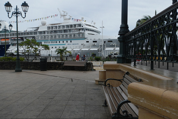 20121013 - Tahiti (AW) - 0056.jpg