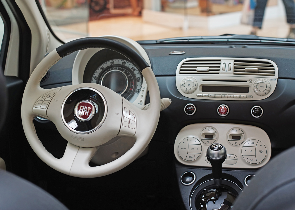 FIAT 500C LOUNGE CABRIO  -  INTERIOR