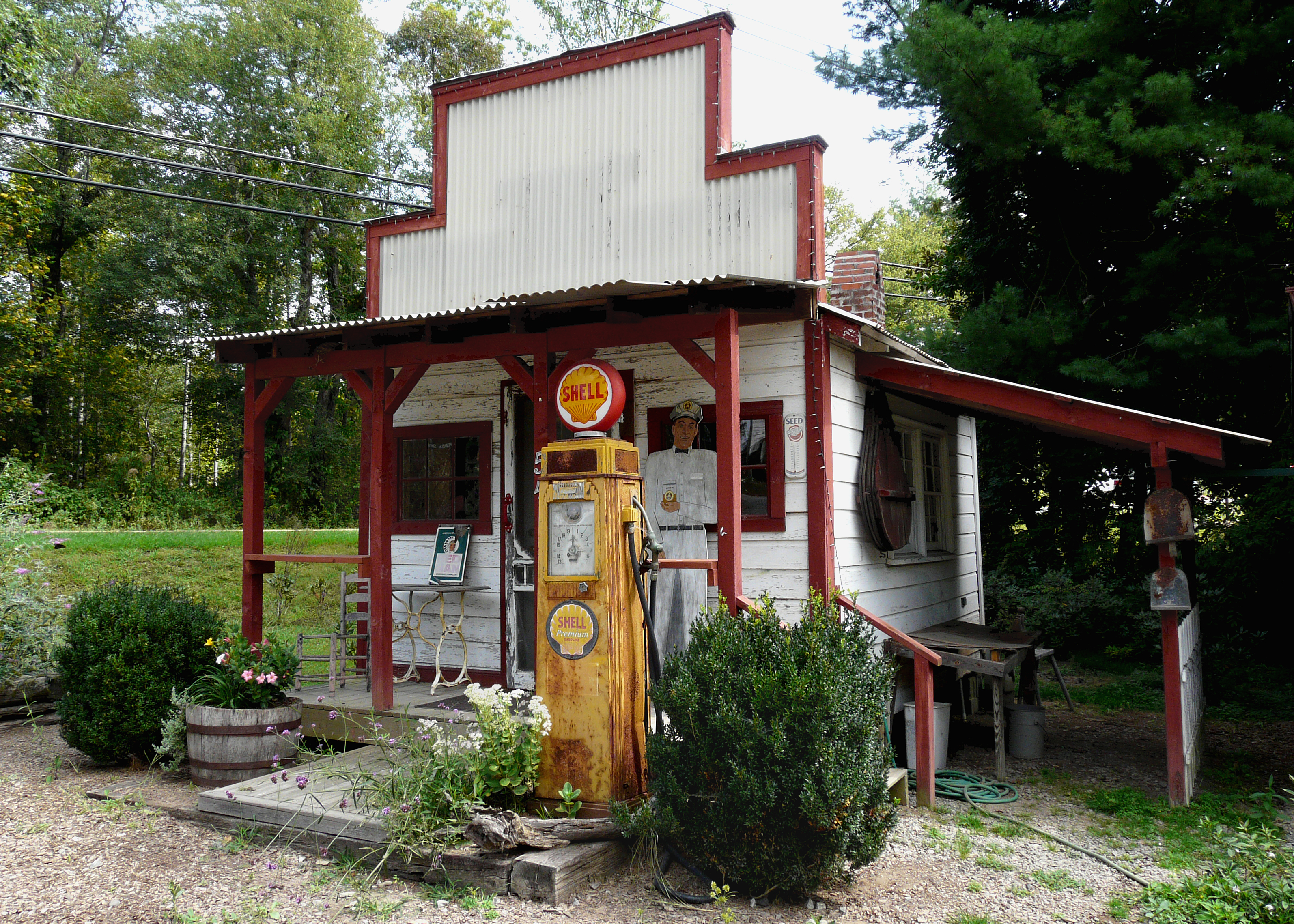 ANTIQUE SHOP - (PP in PhotoShop Elements 5.0)