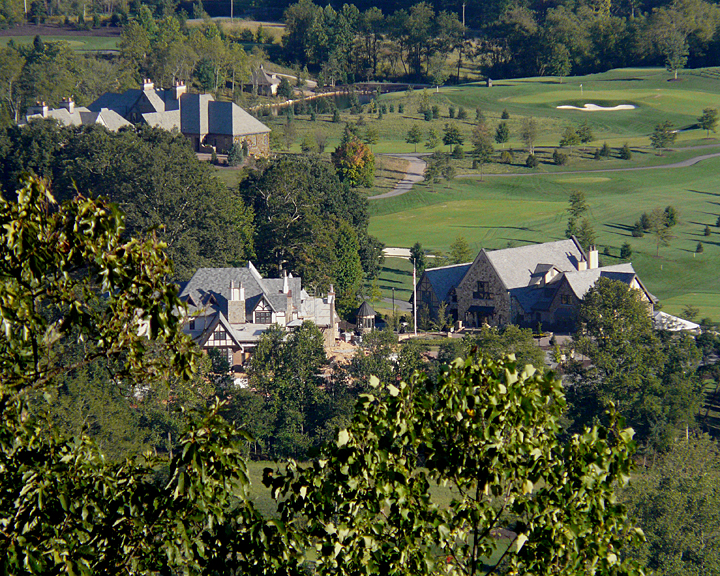 BIG HOUSES_8 MEGAPIXELS_504mm