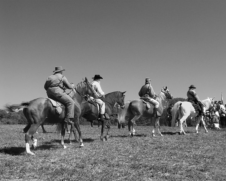 REENACTMENT(9)_ISO 400_B&W