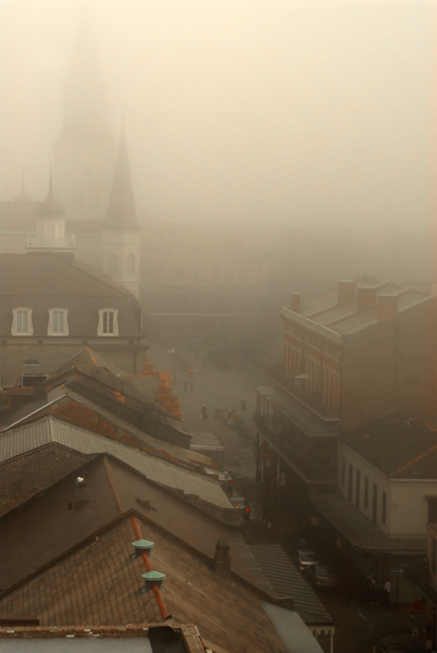 Fog on Charters St.