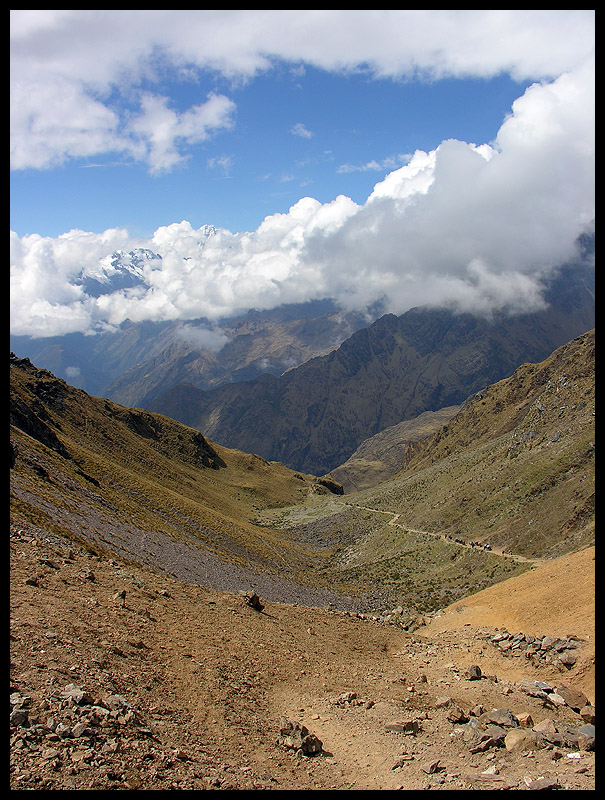 View east from Yanama pass