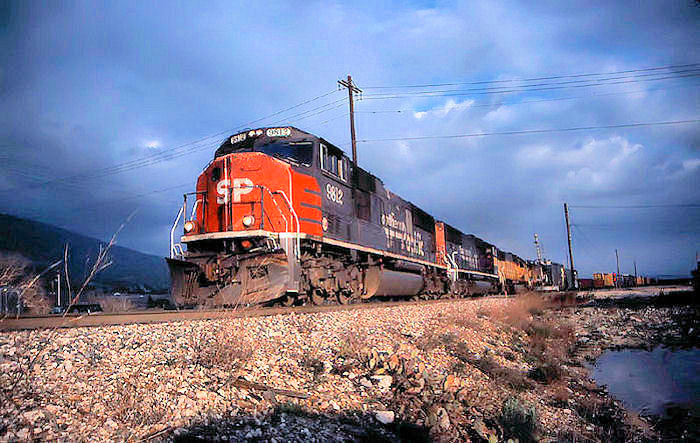 Southern Pacific Heads Up The Pass
