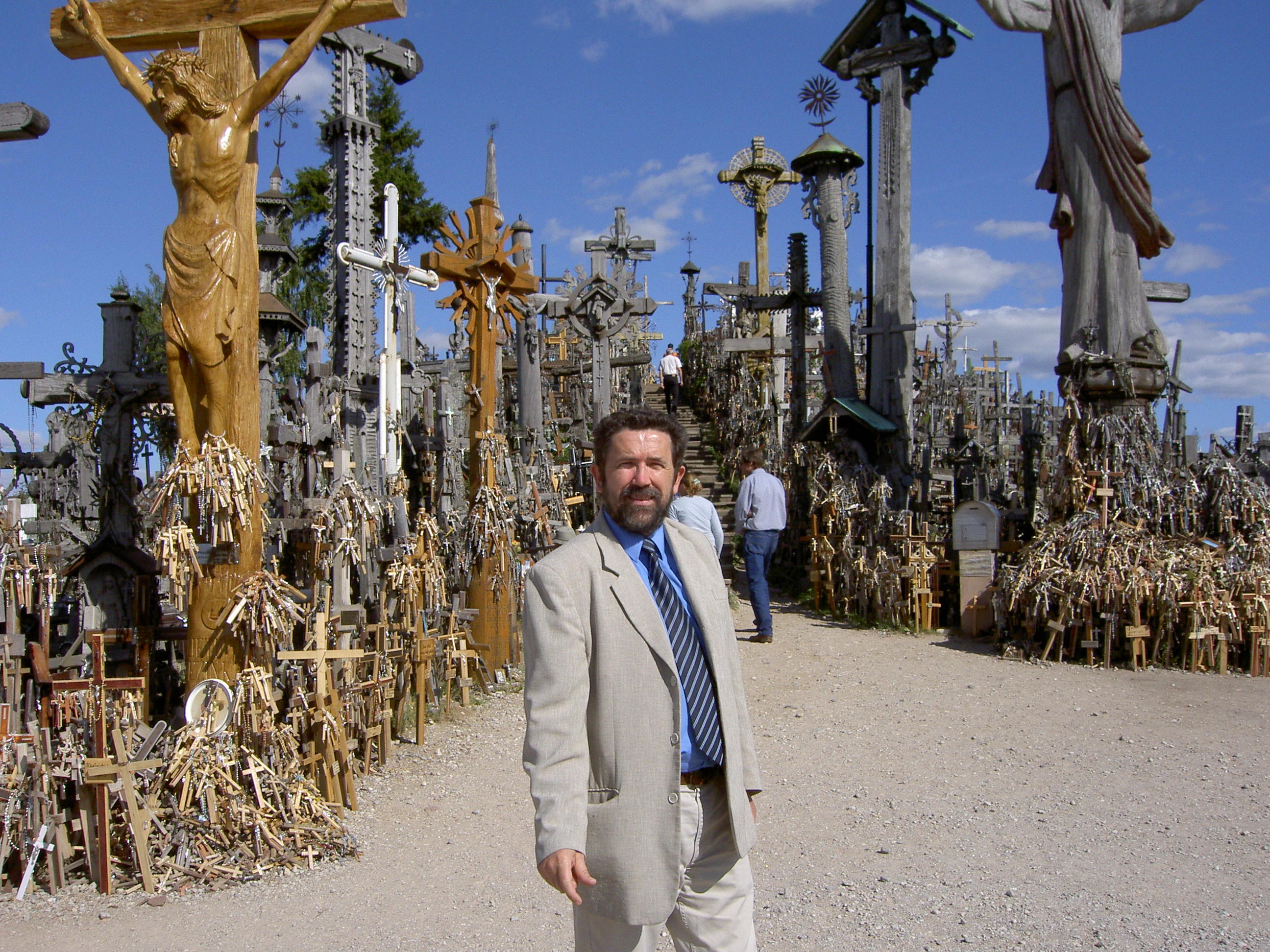 VISITING LITHUANIA - SAULIAI CROSS HILL