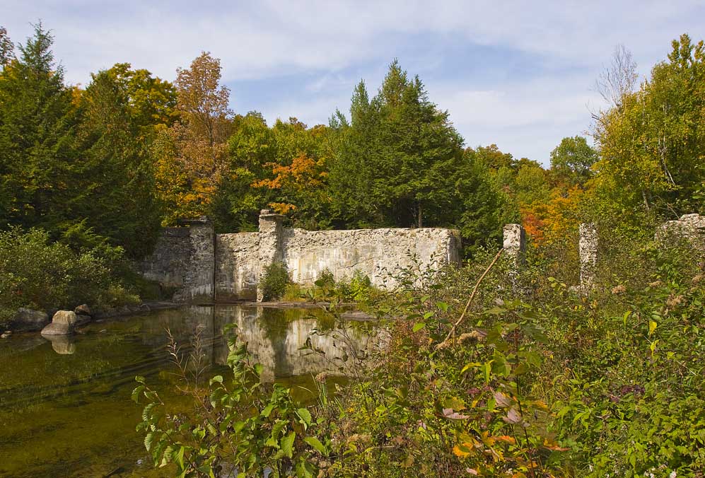 Mill Ruins 7608.jpg