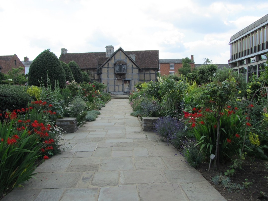Stratford-upon-Avon: Birthplace of William Shakespeare