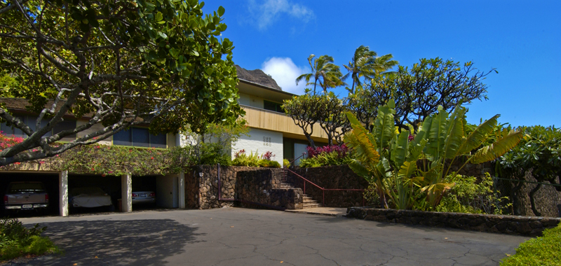 diamond head house.jpg