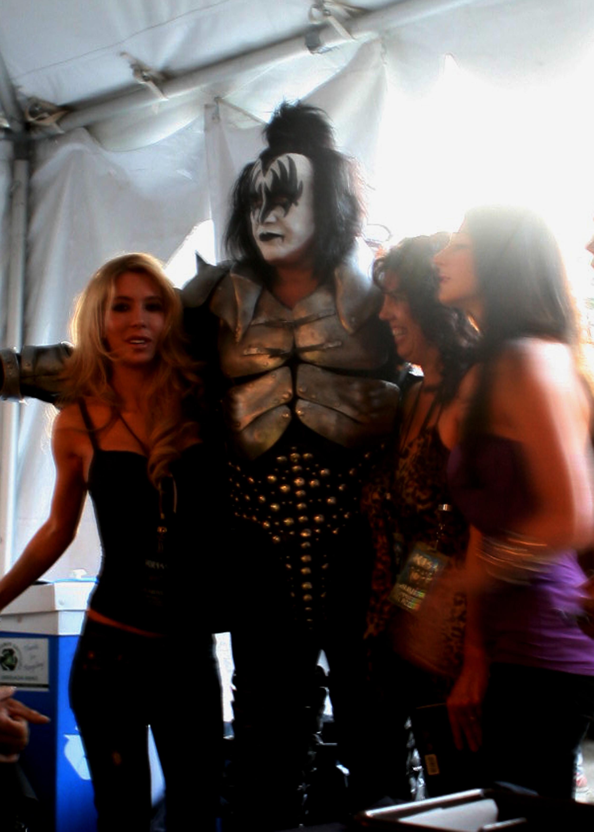 Gene and Fans