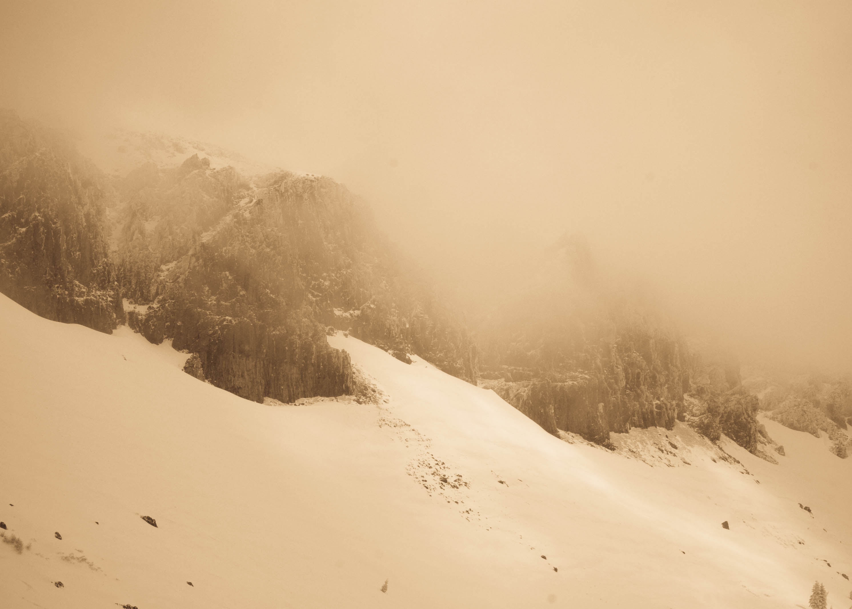 Peak and Cloud