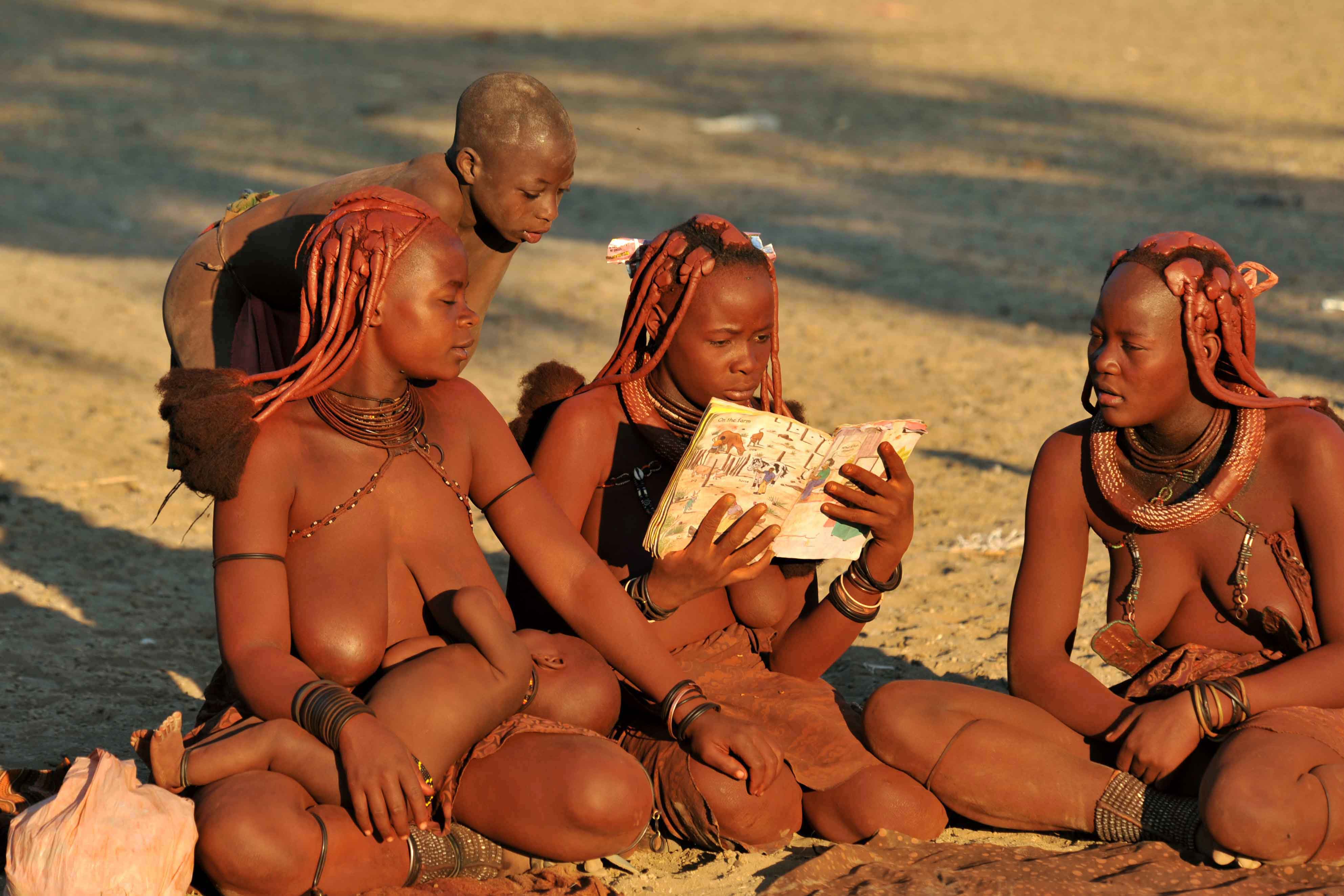 Namibie - Himba womans