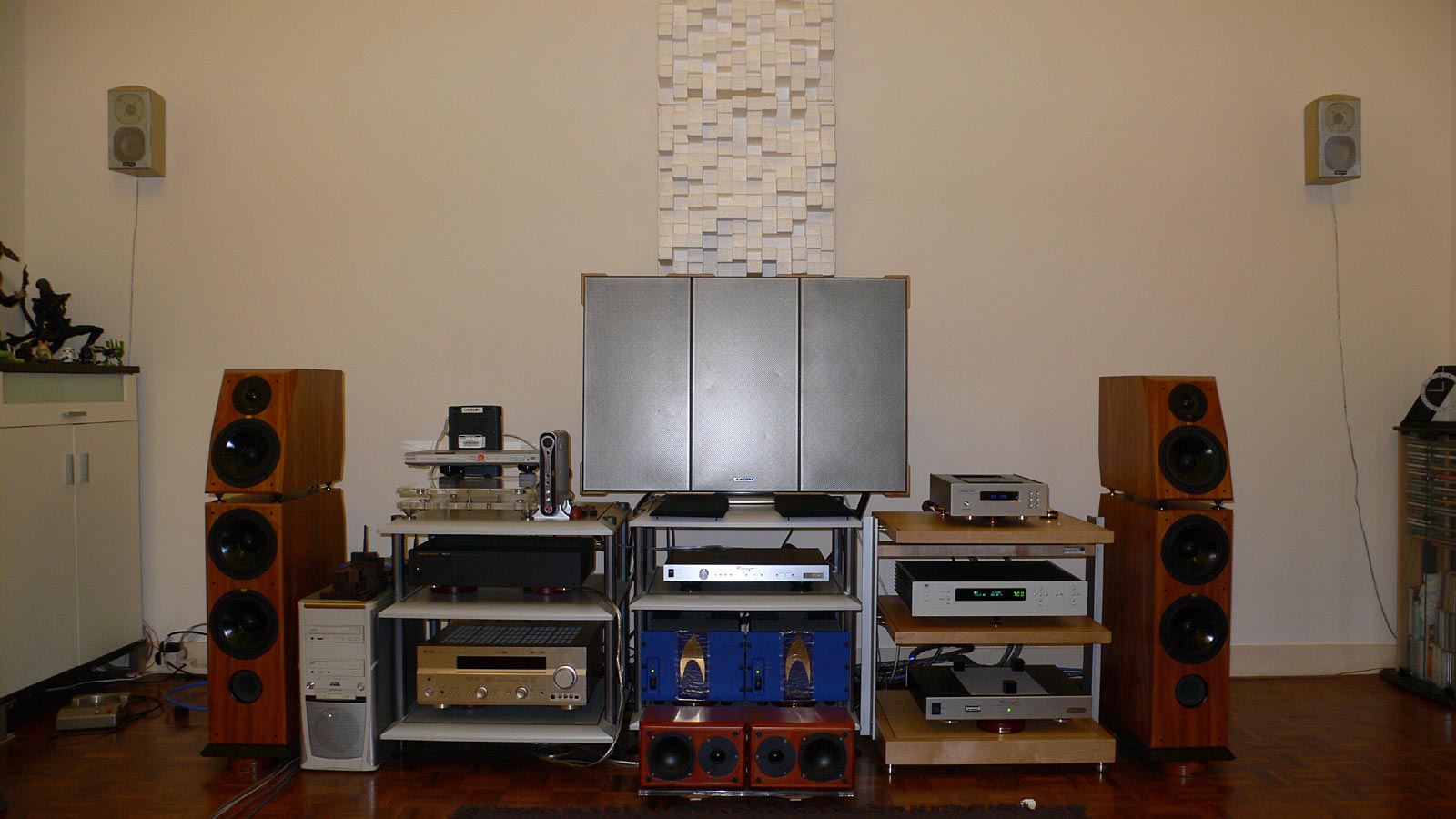 P1030295R.jpg