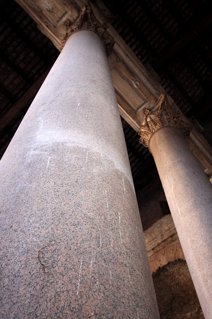 HUGE Columns at the Pantheon