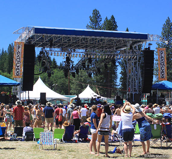 The (main) Grandstand stage in the afternoon during the Carolina Chocolate Drops set