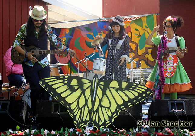 Kids Zone: Ukalady (right), Gabby Lalla (center), (?) left