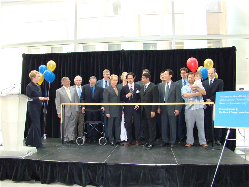 6-14-07 lab opening 008.jpg