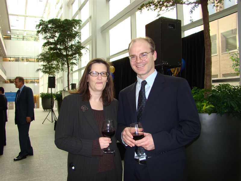 6-14-07 lab opening 011.jpg