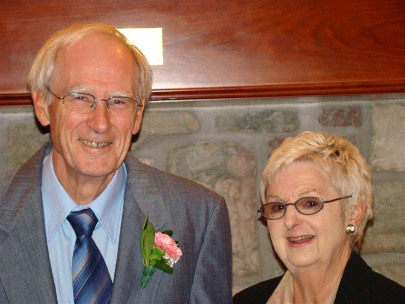 Bob-Fran 50th rh572.JPG