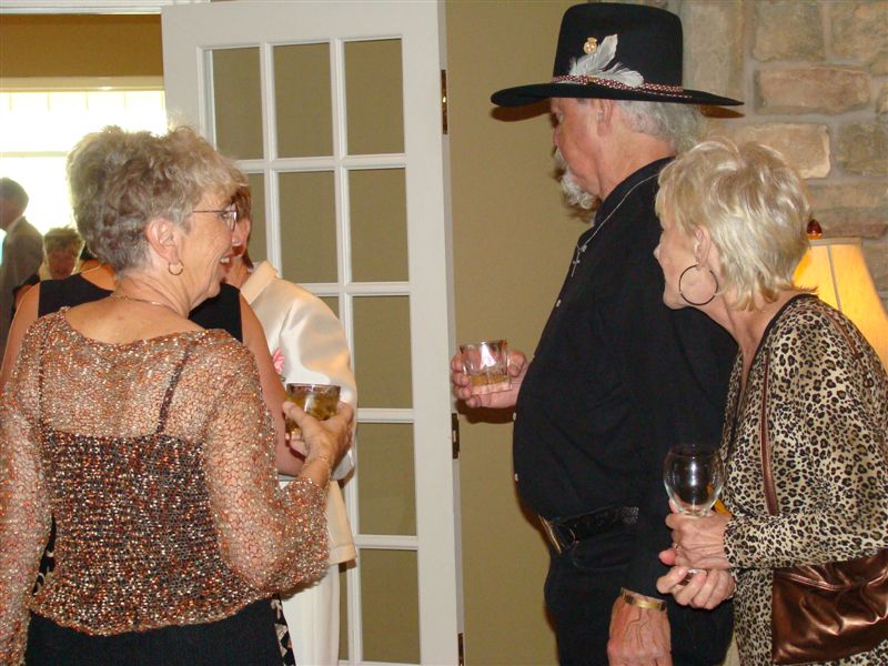 Bob-Fran 50th rh577.JPG