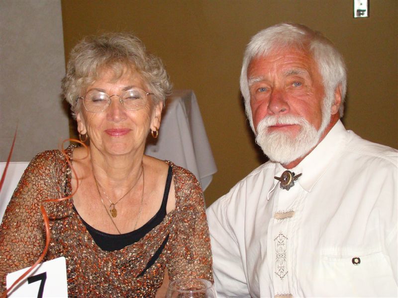 Bob-Fran 50th rh627.JPG