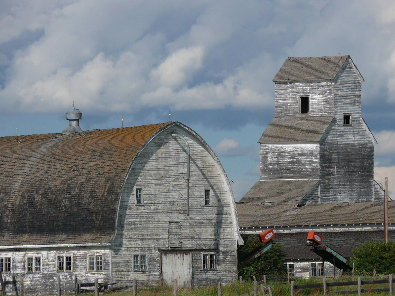 Barn detail.jpg