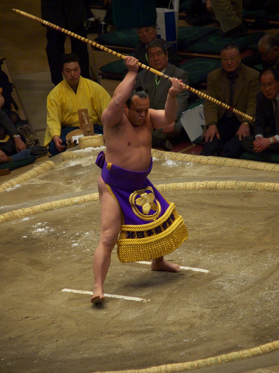 Bow dance (Yumitori-shiki)