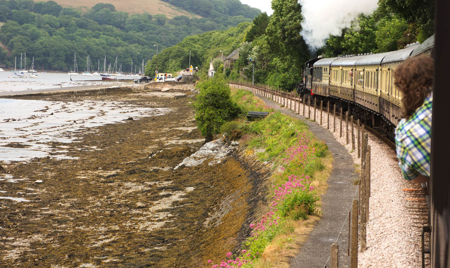 SteamTrain Leaving Kingswear