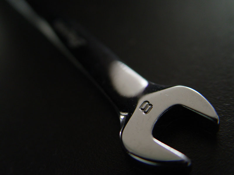 February 18, 2007<br><font size=2>Sony 140 Set it Off<br>Its a Wrench</font>