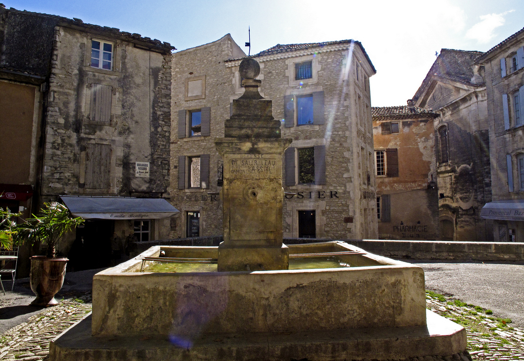 une fontaine  Gordes