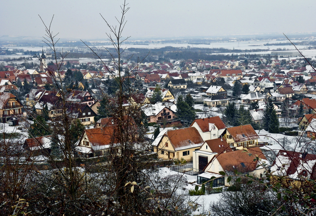 un village blanchi par la neige